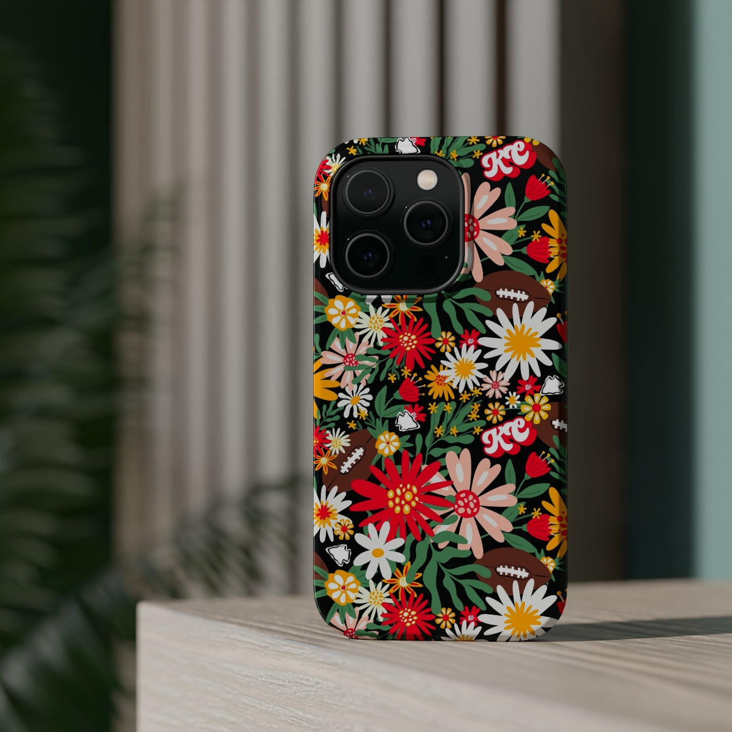 MagSafe Tough Cases - A new KC season in bloom
