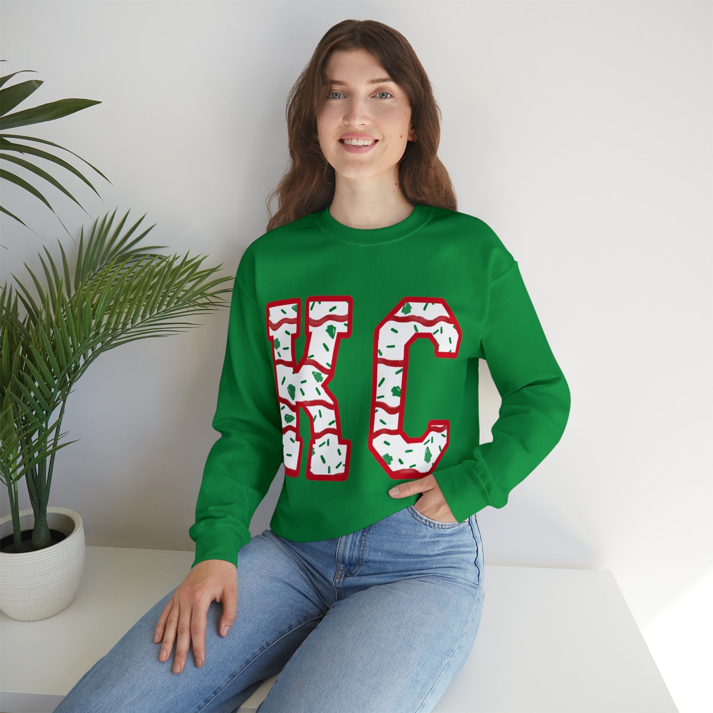Unisex Heavy Blend™ Crewneck Sweatshirt - KC Christmas cake