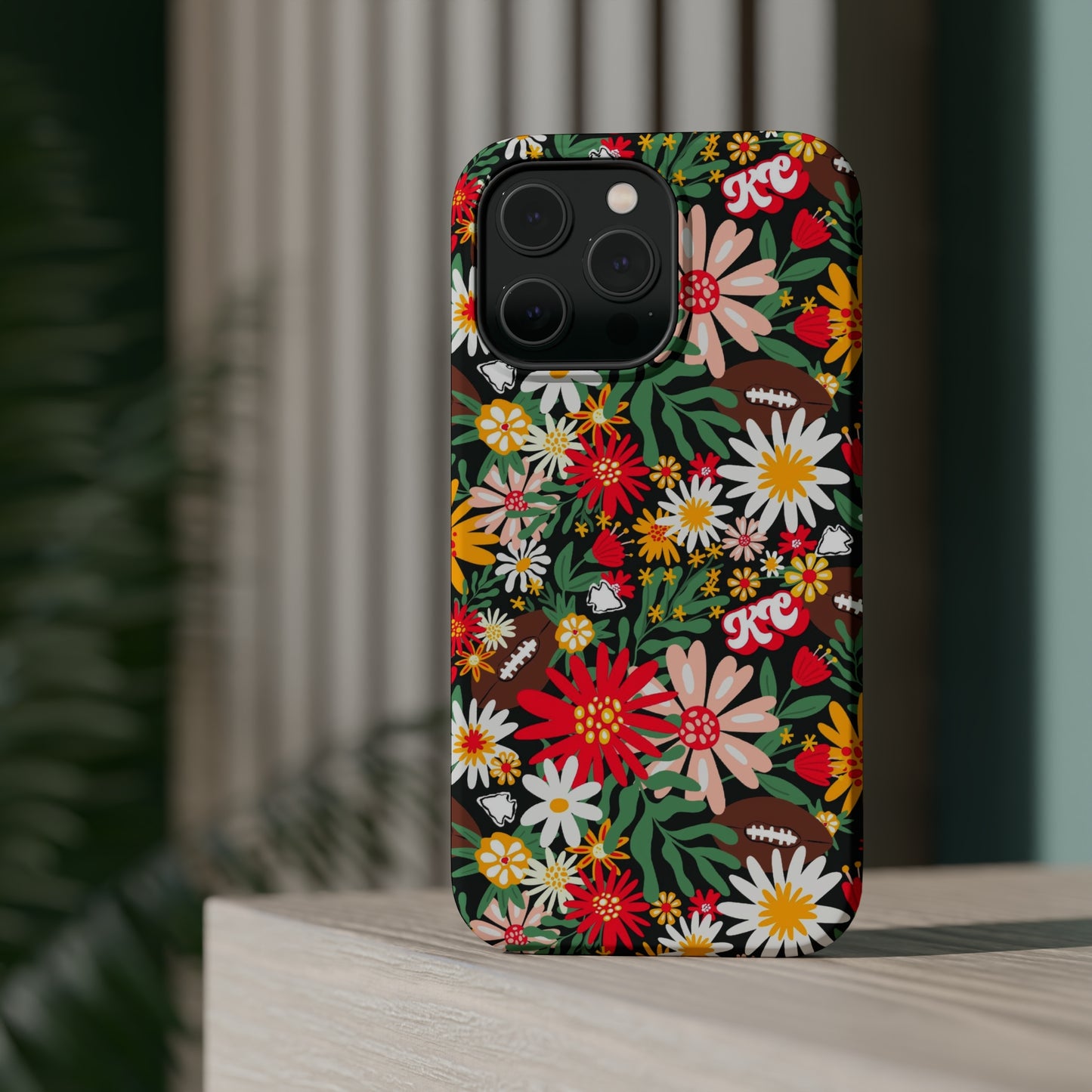 MagSafe Tough Cases - A new KC season in bloom