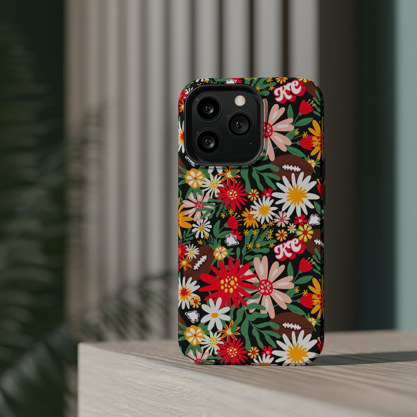 MagSafe Tough Cases - A new KC season in bloom