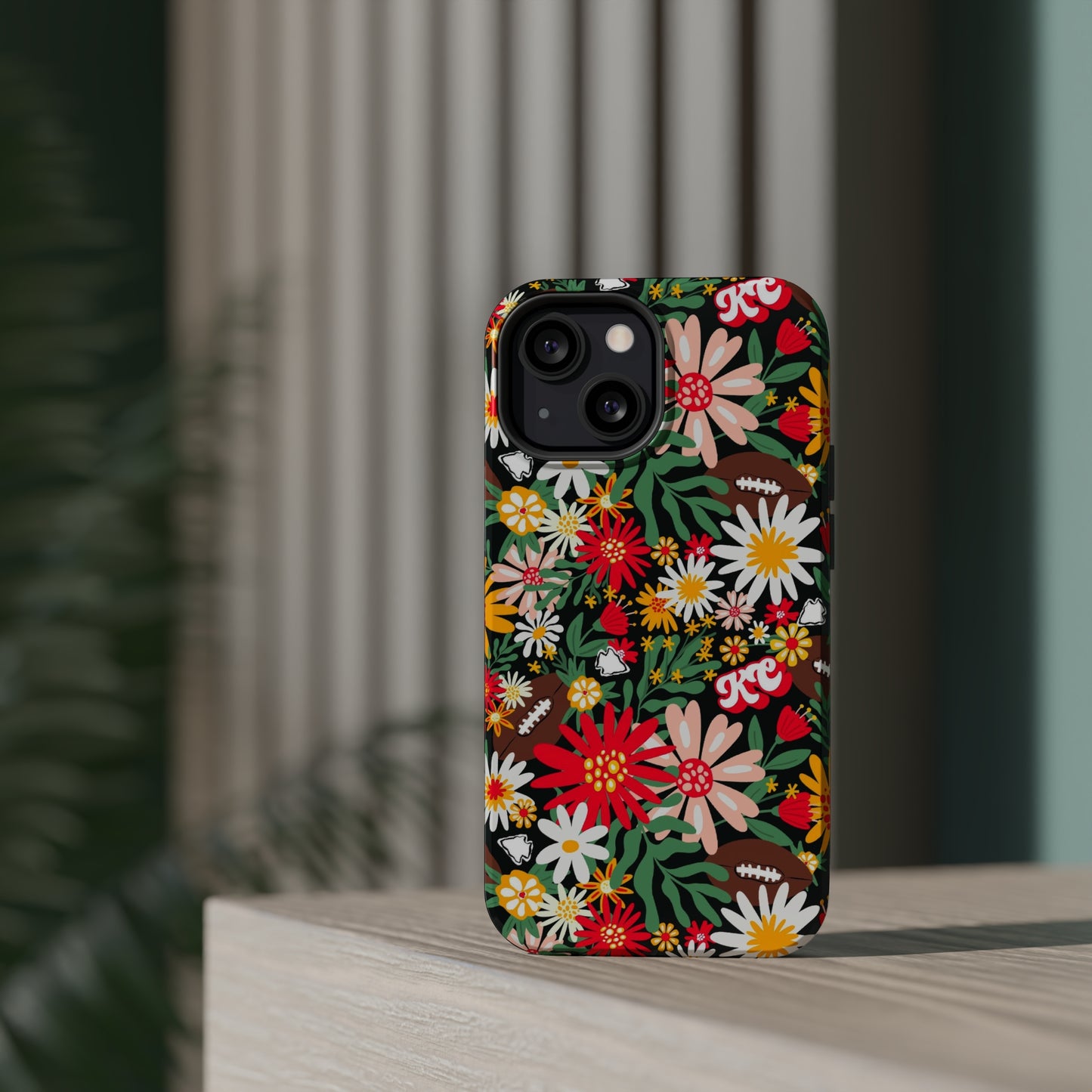 MagSafe Tough Cases - A new KC season in bloom
