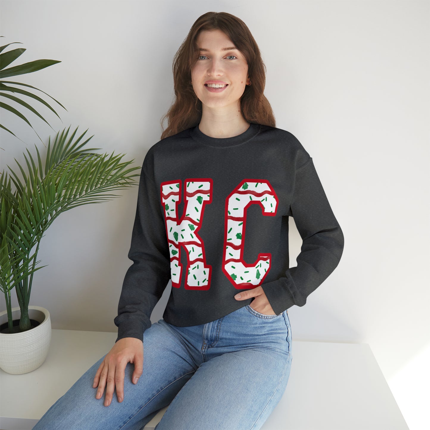 Unisex Heavy Blend™ Crewneck Sweatshirt - KC Christmas cake