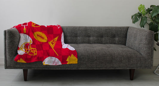 RED checkered vintage helmet Blanket